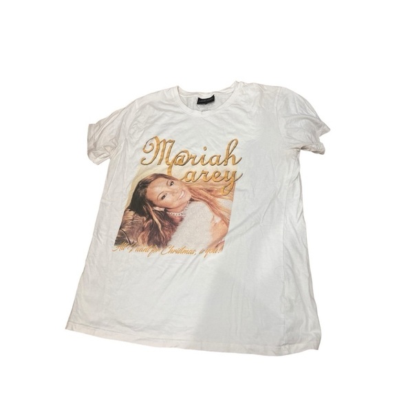 Tops - Mariah Carey all I want for christmas graphic tee women's large
